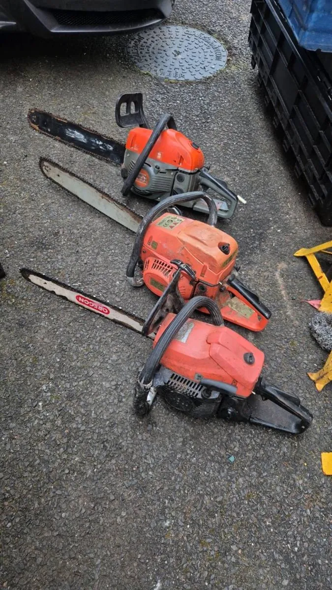Petrol chainsaw - Image 1