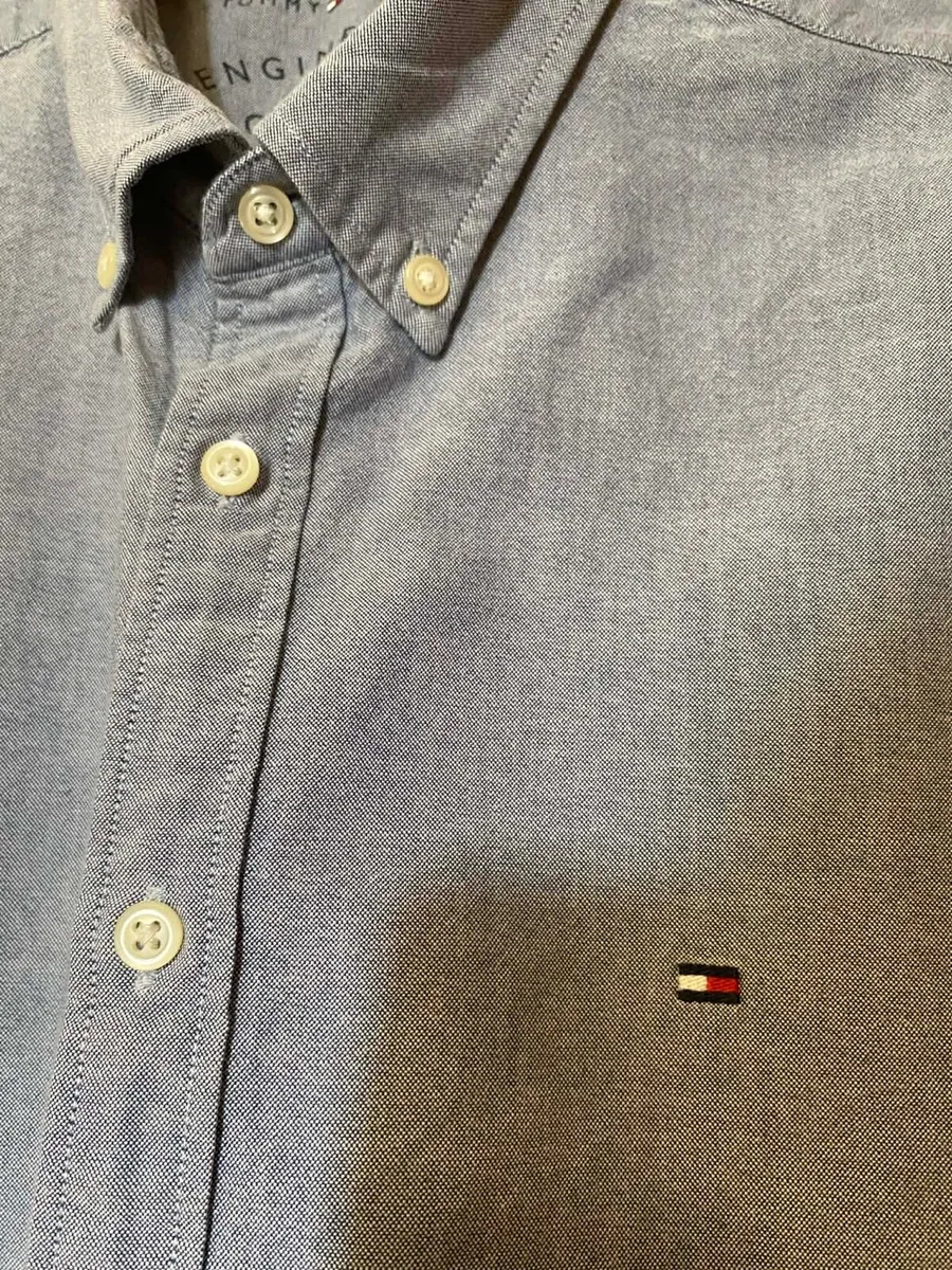 Tommy Hilfiger long sleeve cotton shirt size lge - Image 3