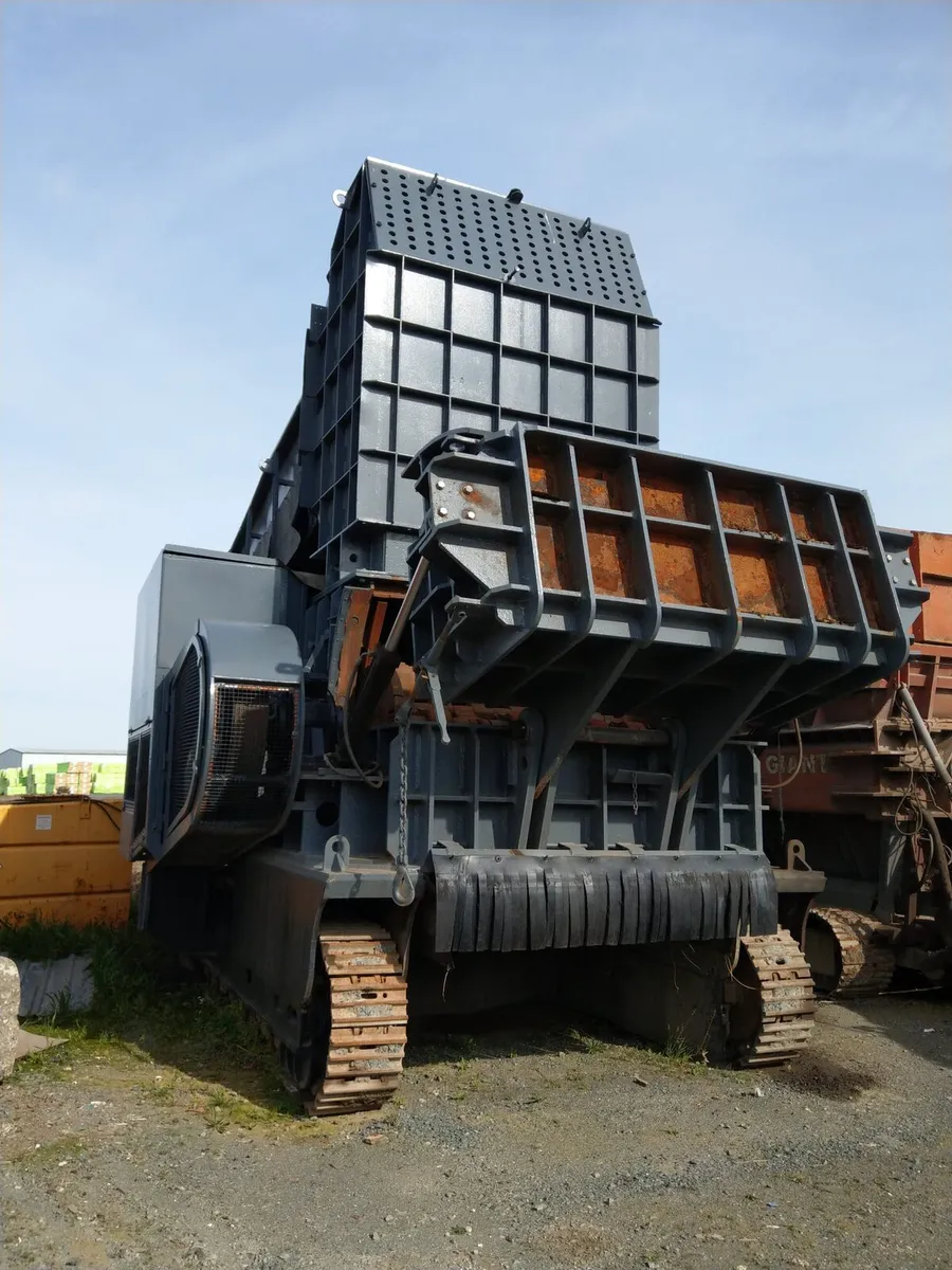 Mobile Shredder - Image 1