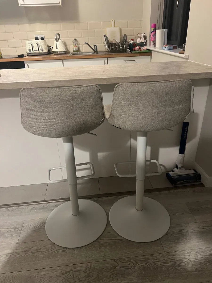 Kitchen Bar Stools x2 - Image 2