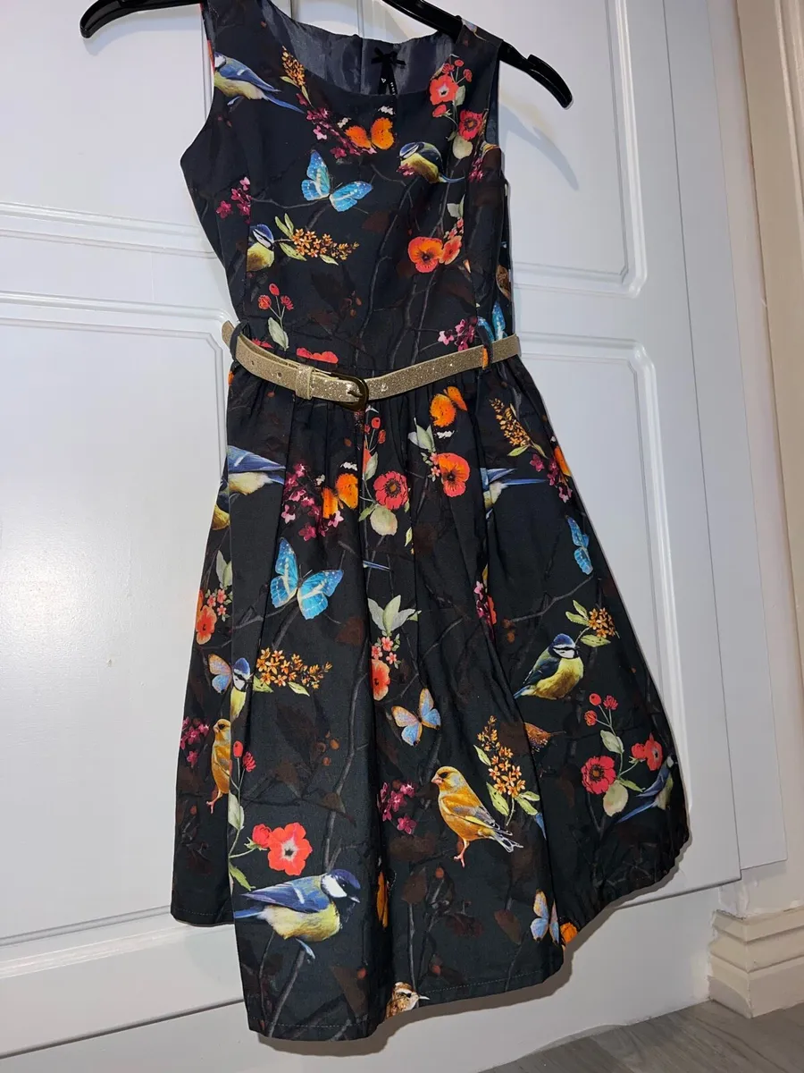 Girls sleeveless black dress with gold belt - Image 3