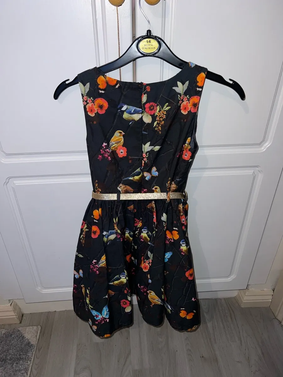 Girls sleeveless black dress with gold belt - Image 4