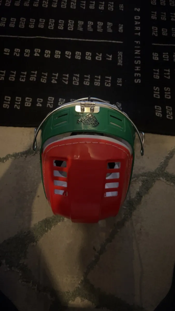 Gola helmet - Image 4