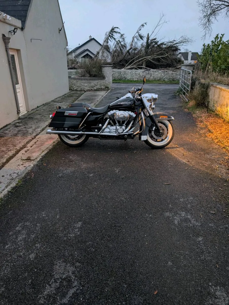 Harley Davidson road King - Image 1