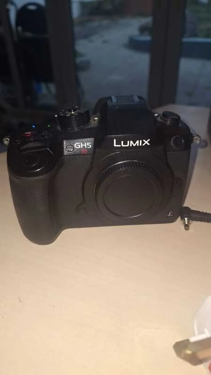 Lumix Dc-gh5s 4k - Image 2