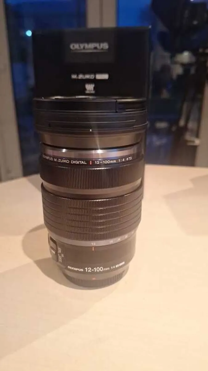 Olympus ED 12 100mm. Professional Zoom Lens - Image 2