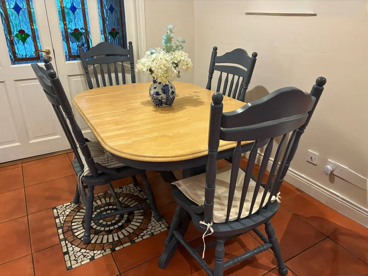 Farmhouse chairs x6 - Image 1