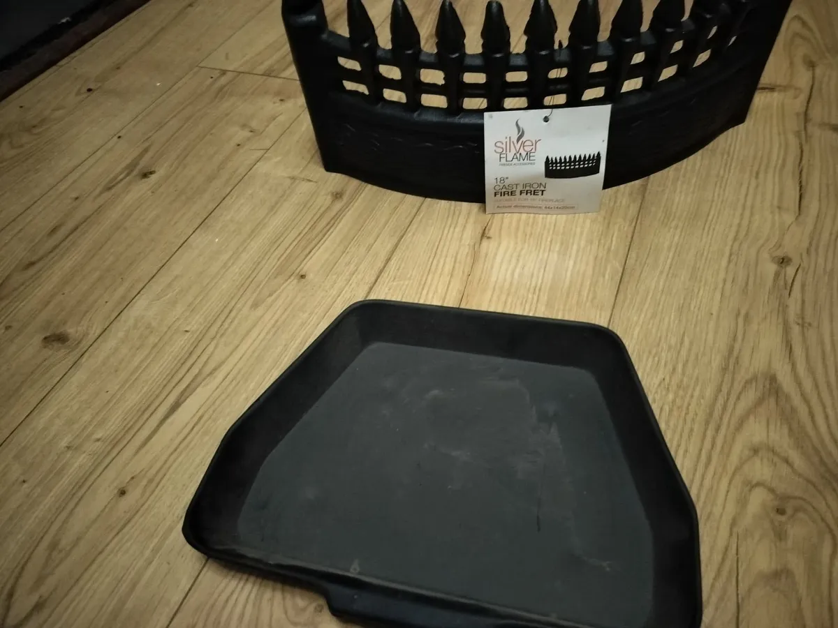 Fireplace accessories - Image 1