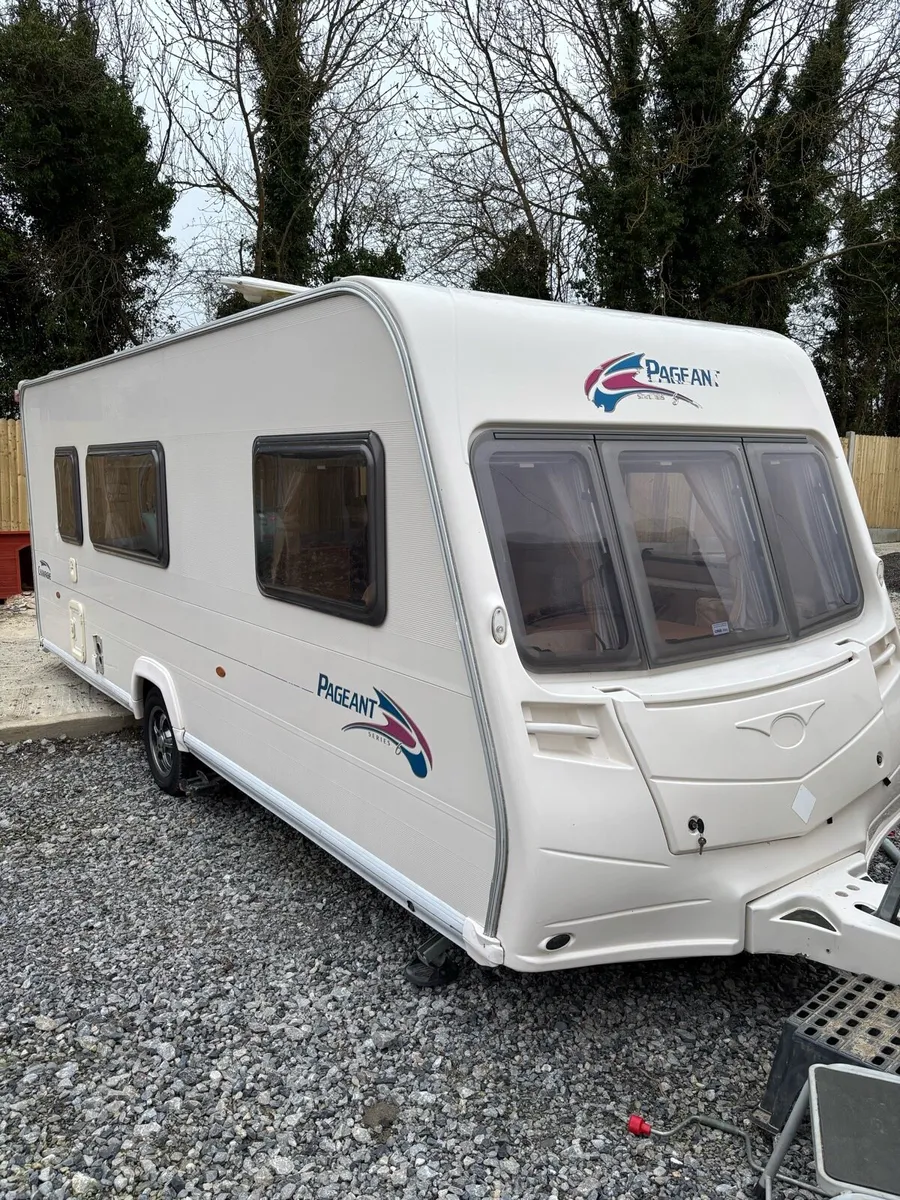 BAILEY PAGEANT SERIES 6 - Image 1