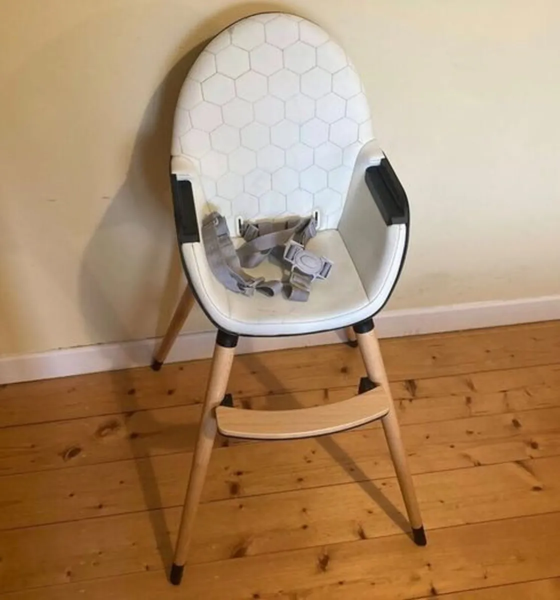 Sturdy Baby High Chair - Image 2