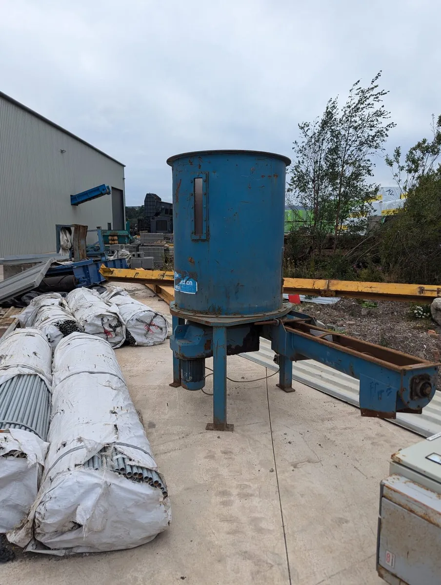 Graunulator and copper cable cleaning system - Image 3