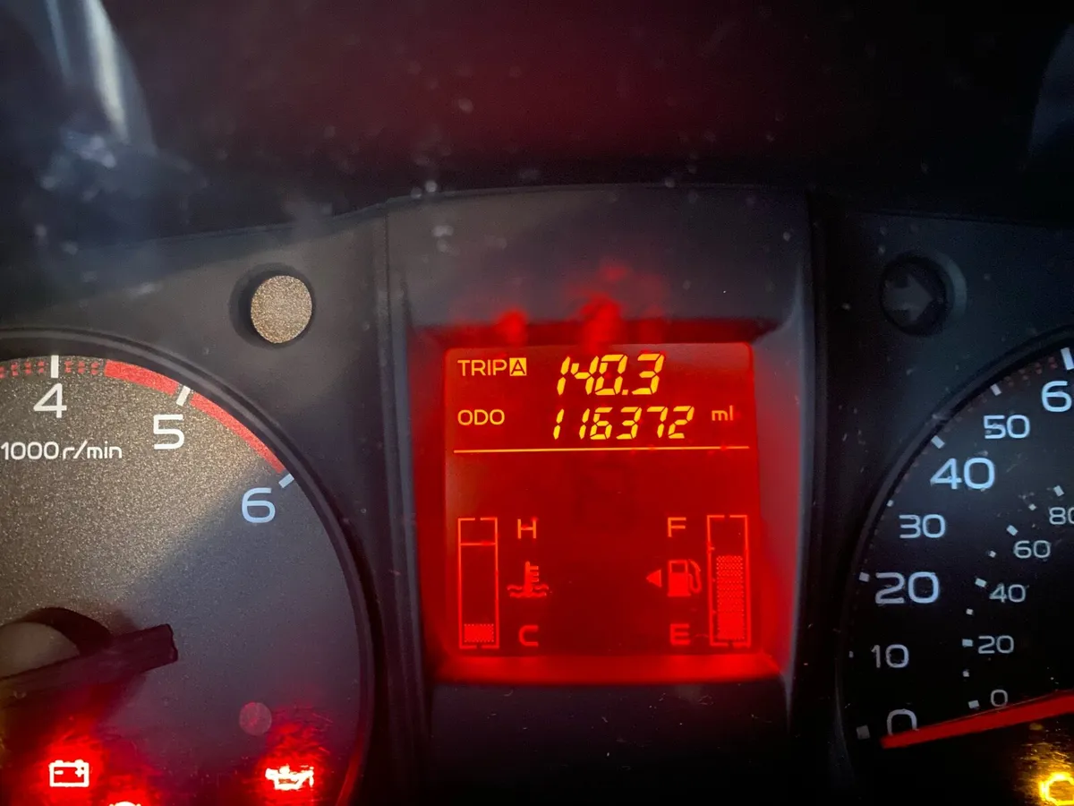 Izusu Dmax Fury - Image 4