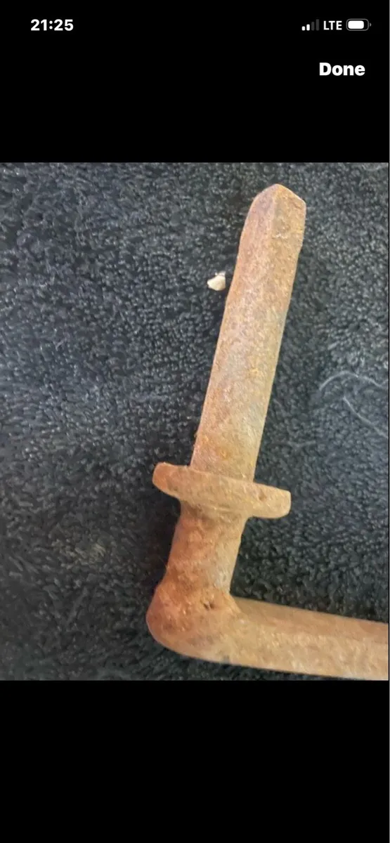 Old wrench with wooden handle - Image 4