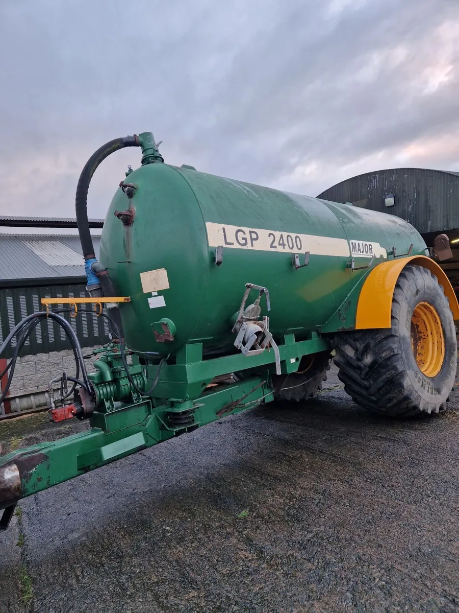 Vacum tanker - Image 1