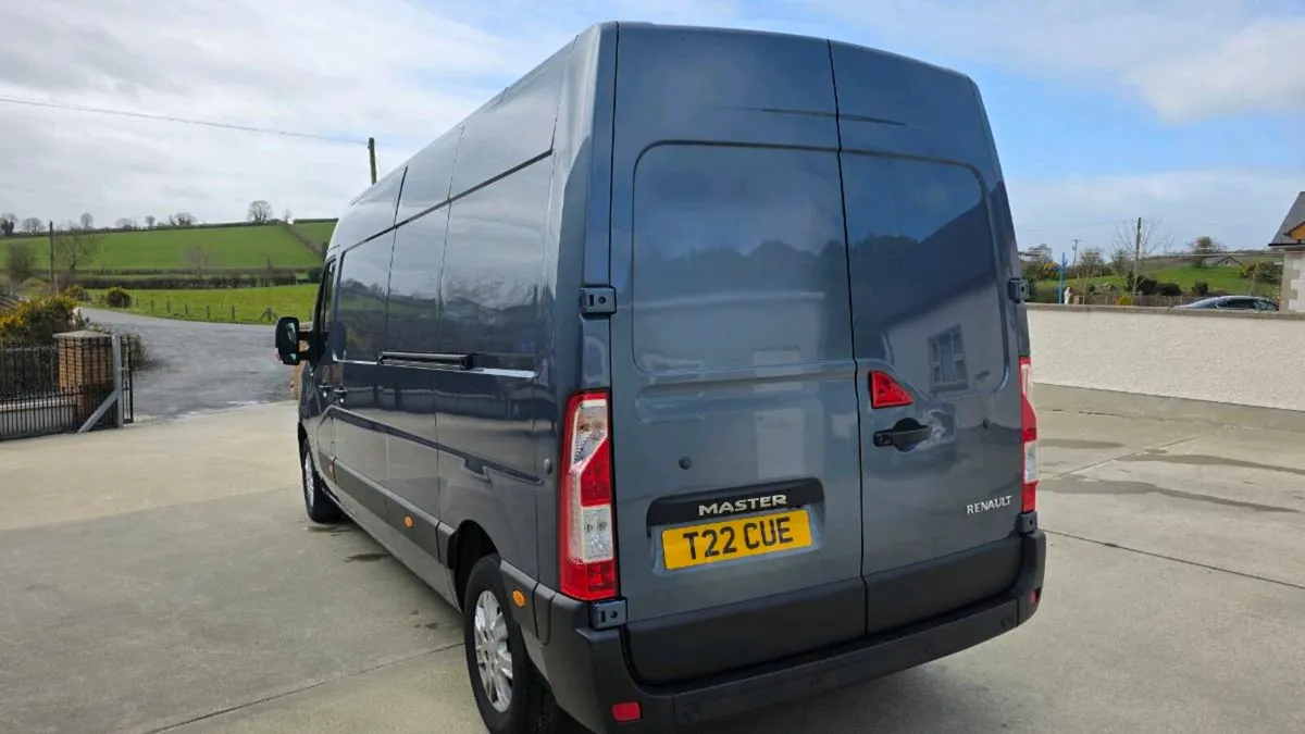2021 Renault master van business Plus Low miles - Image 4