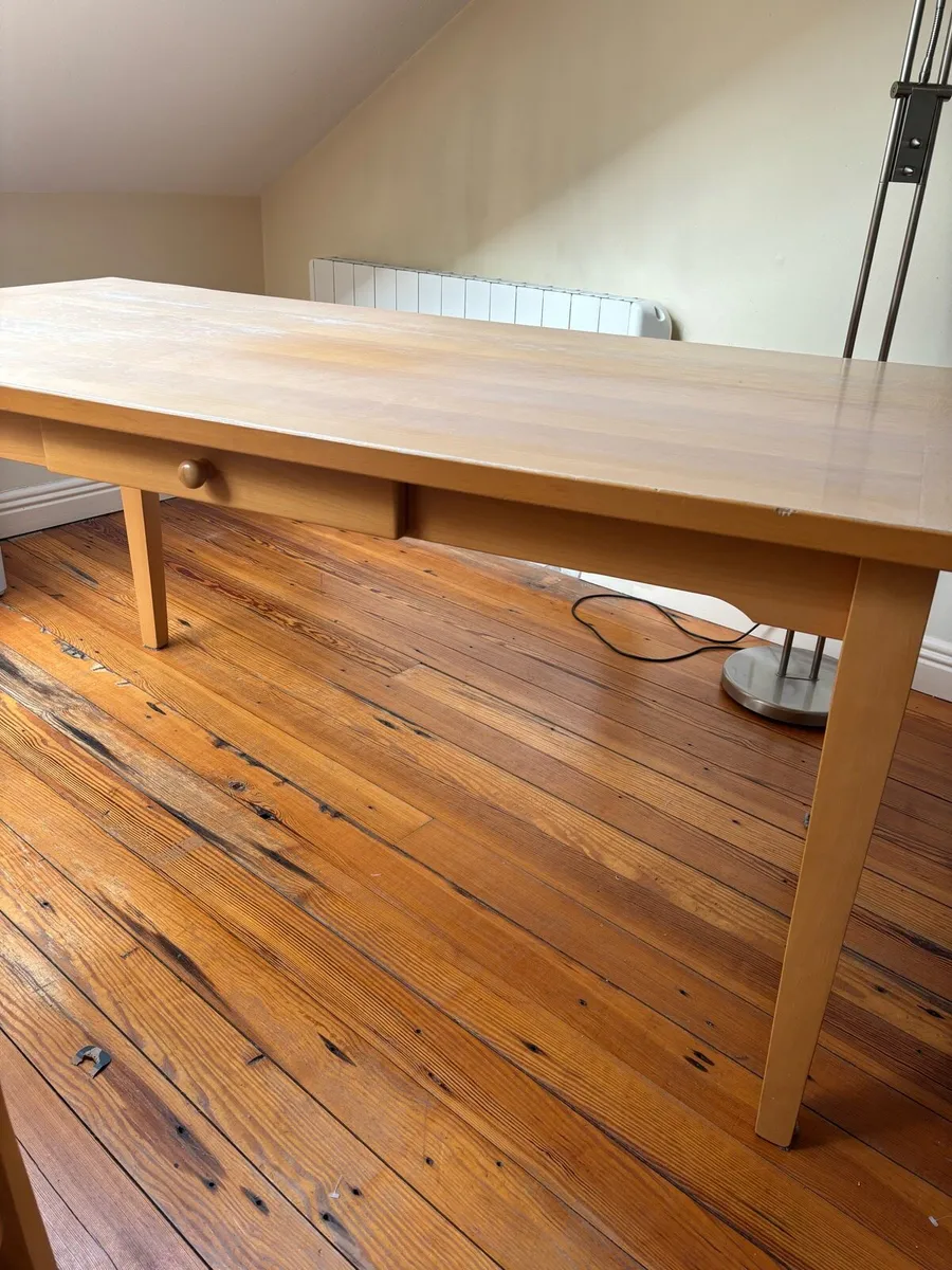 Table and 4 chairs FREE - Image 4