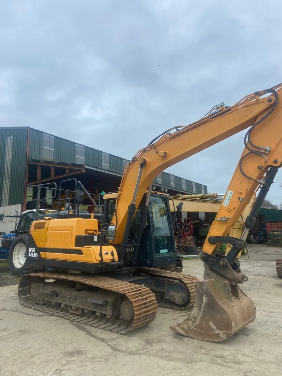 Hyundia 140HX - Image 1