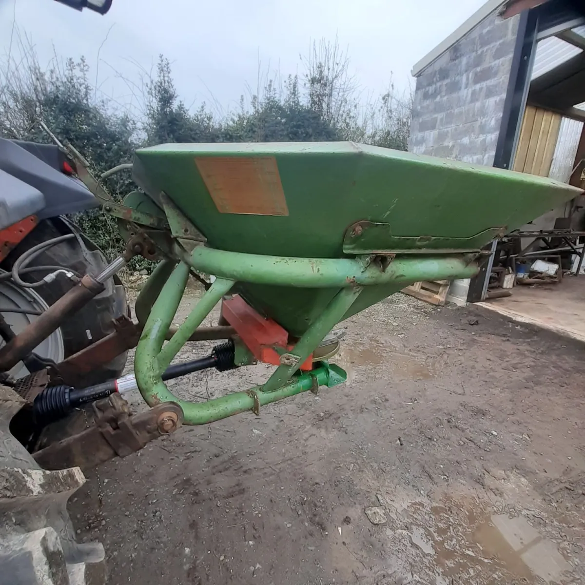 Sower for sale in good condition ready for work - Image 3