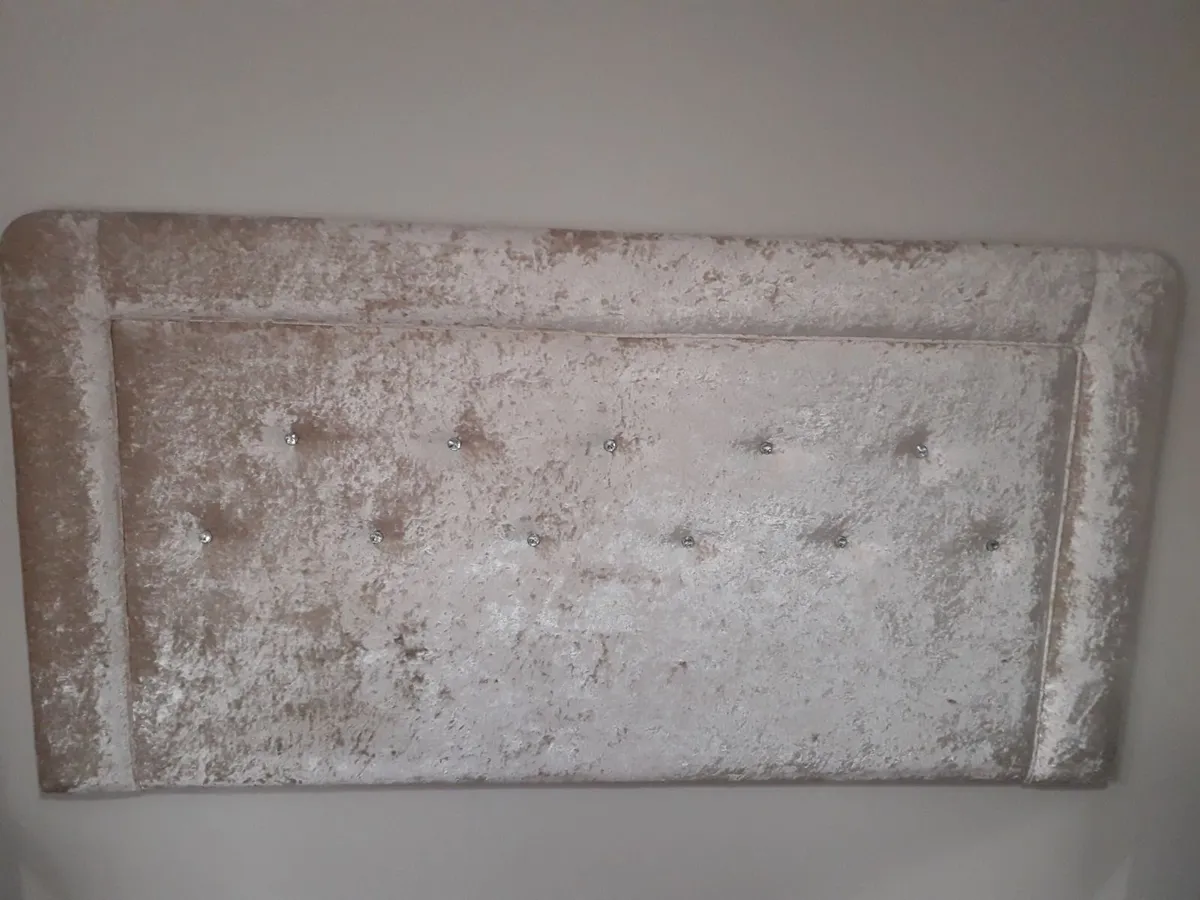 FREE!!!6ft crushed velvet headboard - Image 2
