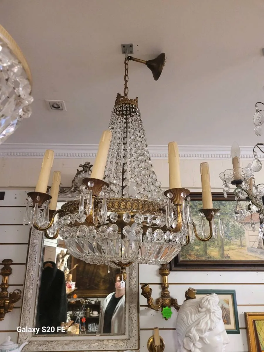 3 French crystal chandaliers 170 eu.each - Image 1