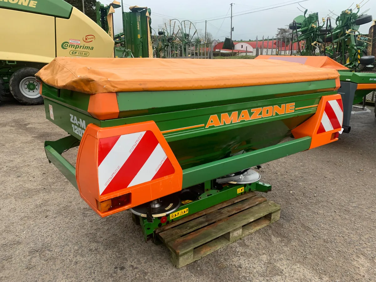 Amazone zam spreader - Image 1