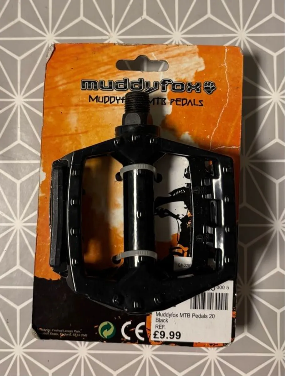 Retro 90's Muddy Fox 17'' MTB frame and various MTB parts options - Image 3