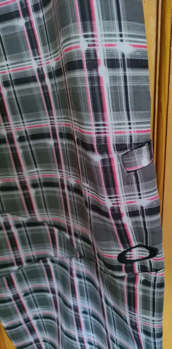 Oakley Golf Pants 36Wx30L - Image 1