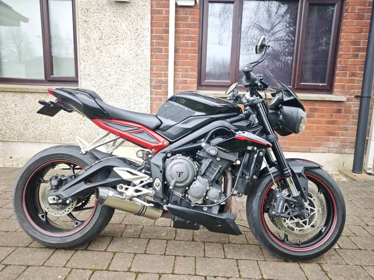 Triumph Street Triple 765 R - Image 1