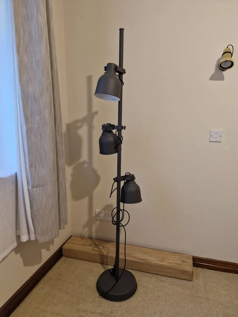 Ikea floor lamp 3 spot lights - Image 2