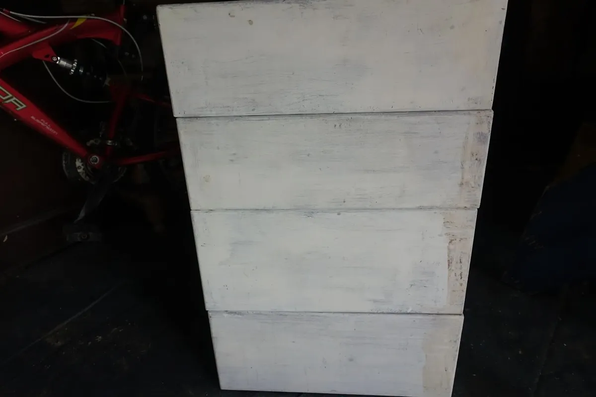 4 drawers chest