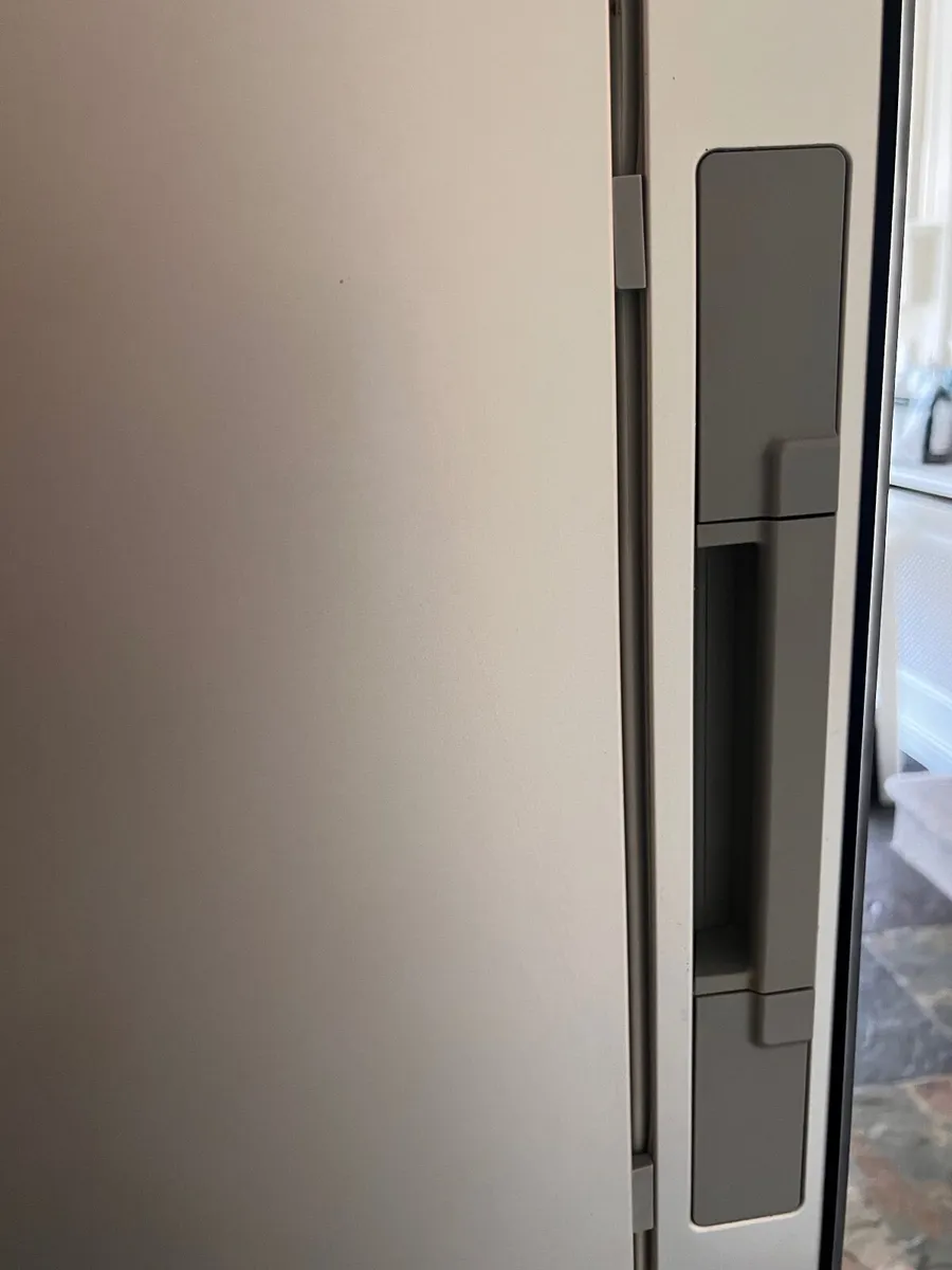 Fridge freezer - Image 4