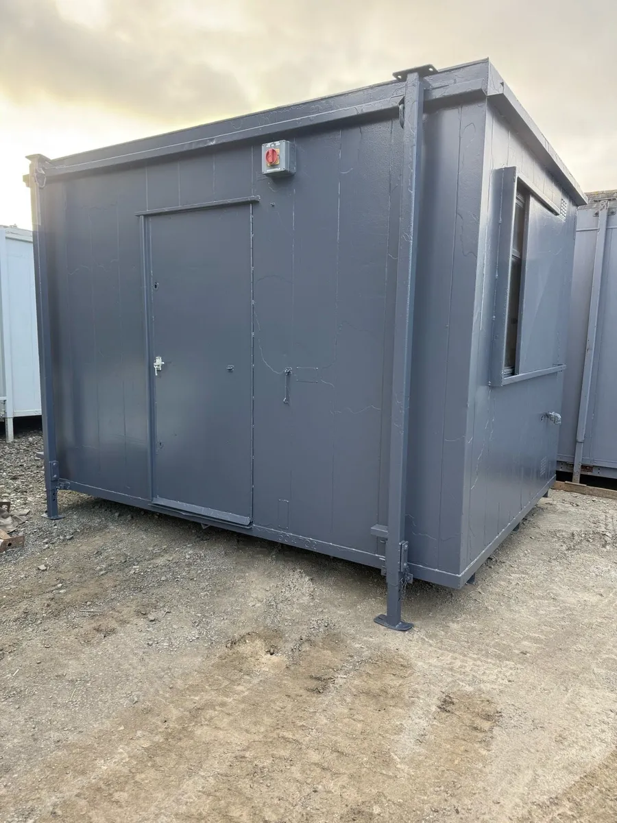 Cabin 12/9 - Image 1