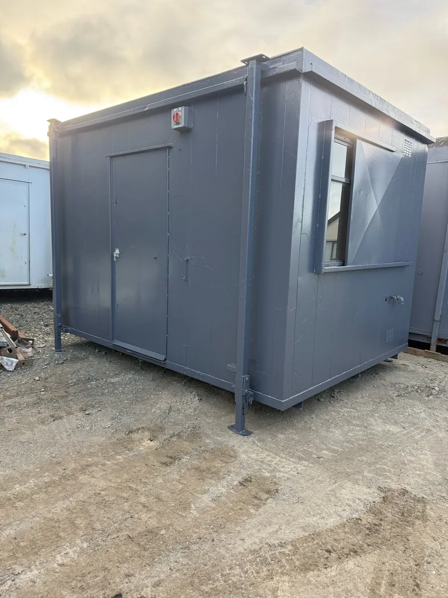 Cabin 12/9 - Image 3