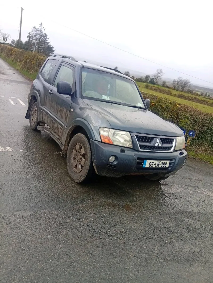 Mitsubishi pajero - Image 1