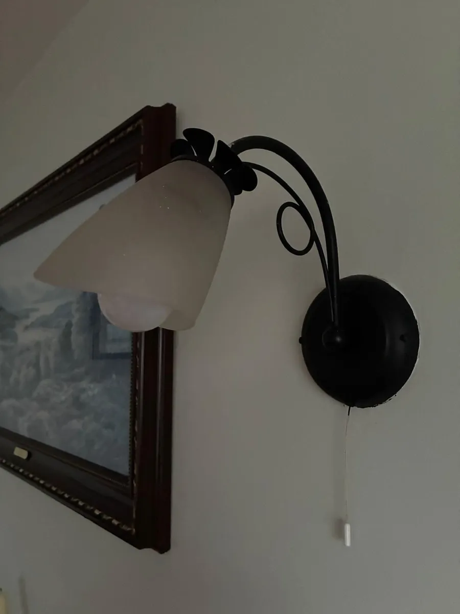 Light fixtures - Image 2