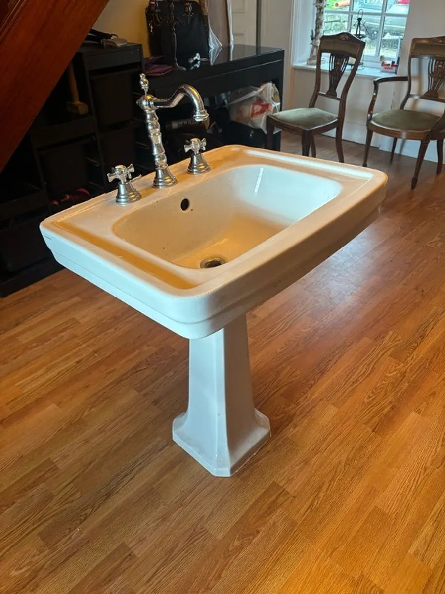 unusual bathroom sink/ hand basin - Image 4