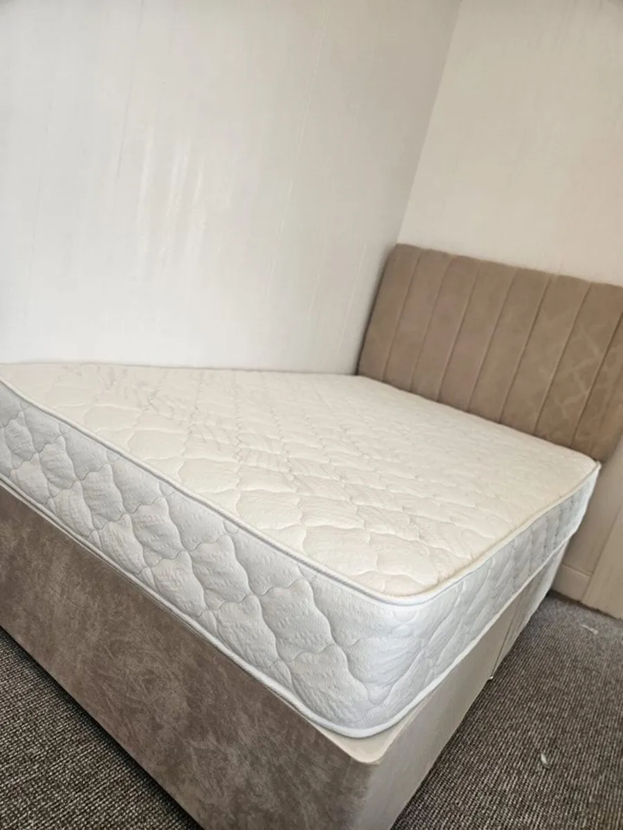 MATTRESSES FROM FACTORY FLOOR TO YOUR DOOR - Image 3