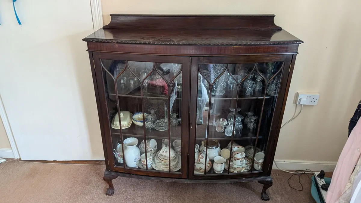 A few collectibles/antiques for sale - Image 1