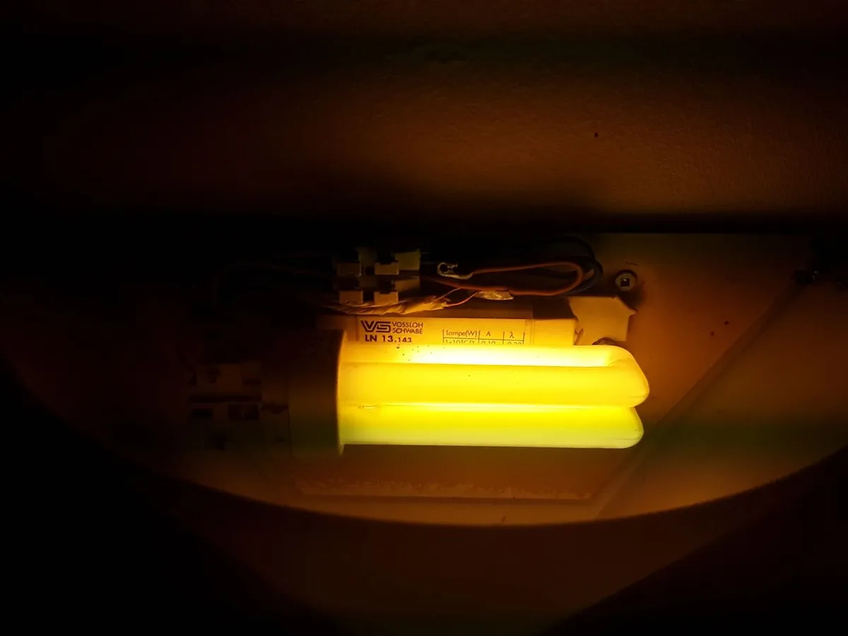 2 glass wall lights perfect working order - Image 2