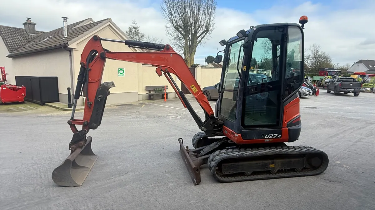 Kubota U27-4 Mini Digger - Image 2