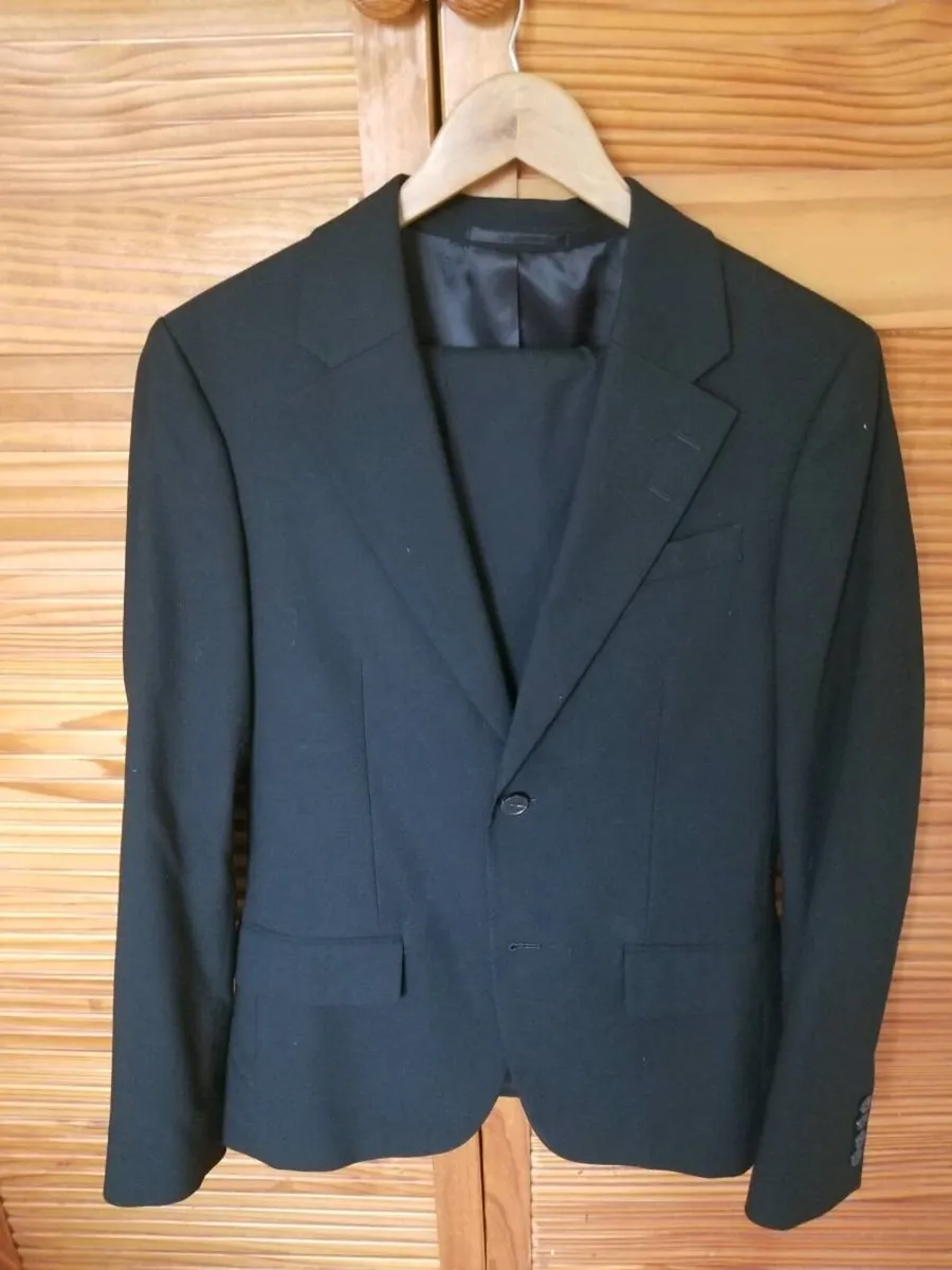 River island 2 piece suit - Image 2