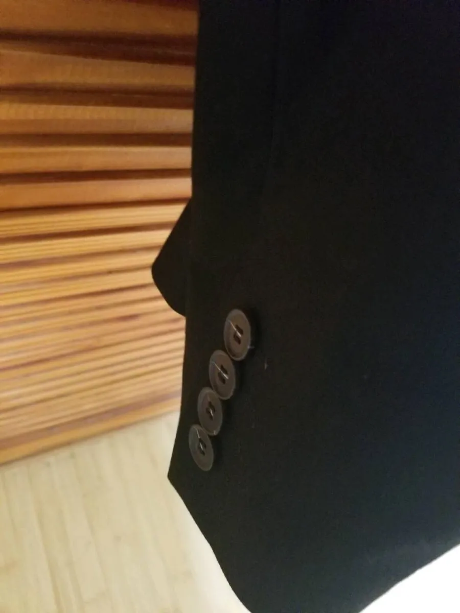 River island 2 piece suit - Image 3