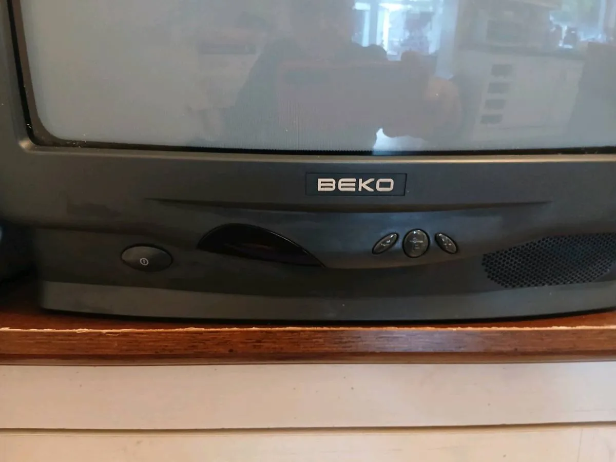 Beko 14" crt tv - Image 3