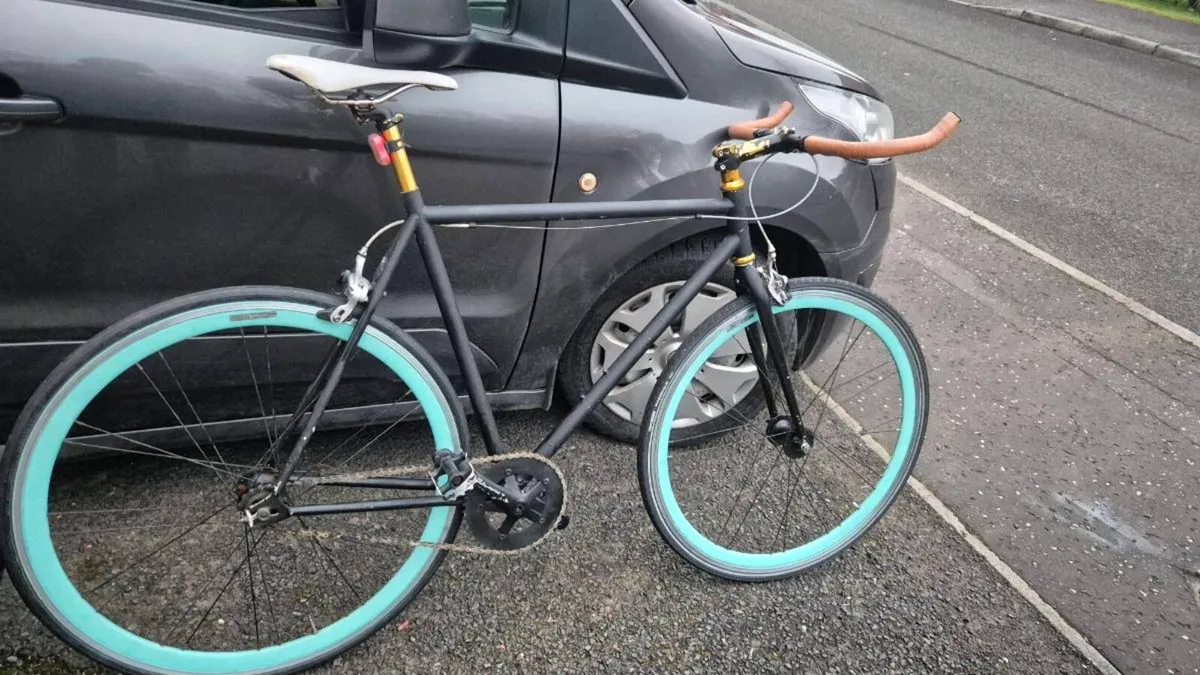 Classic road bike single speed bicycle