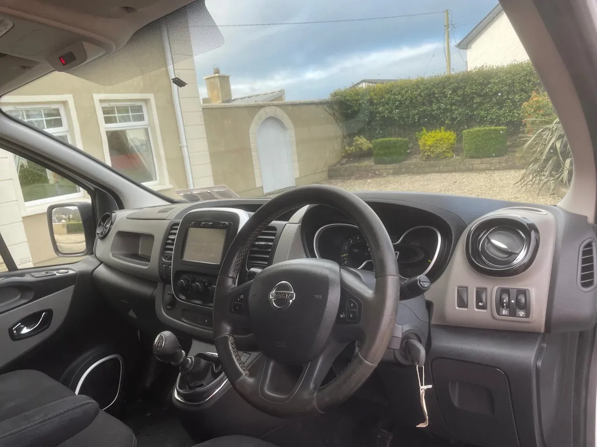 Nissan NV300 2017 - Image 3