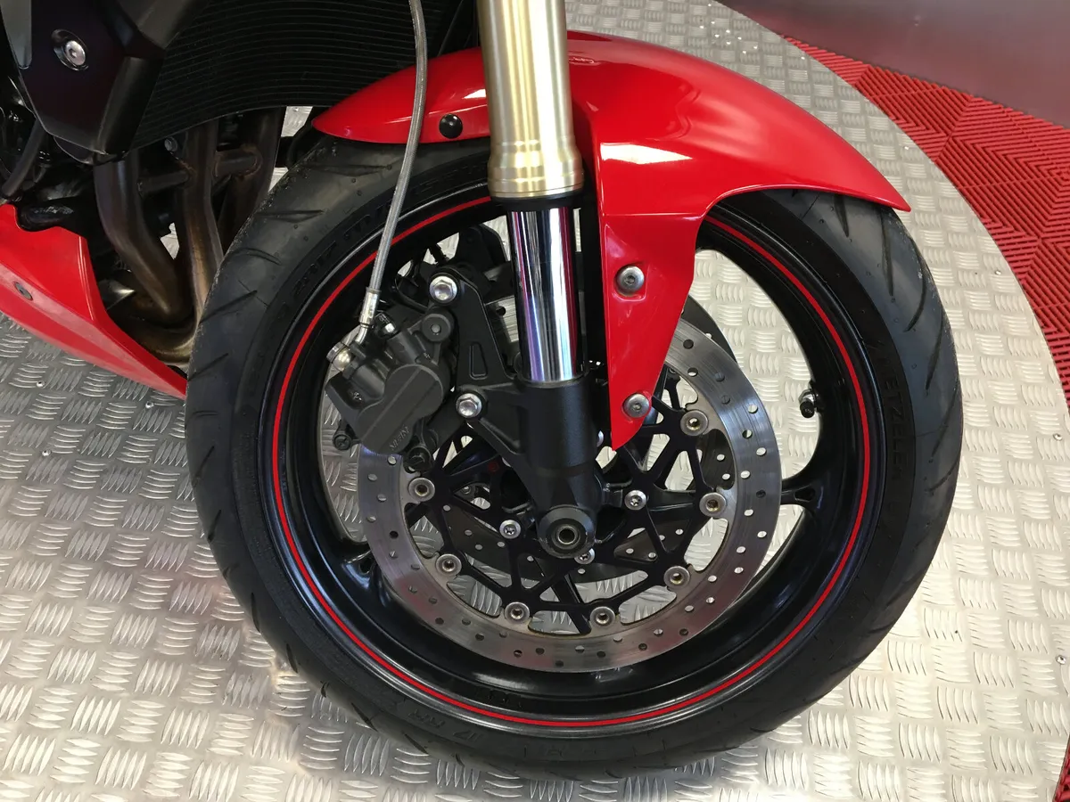 2016 Triumph Street Triple 675 ''Great Condition' - Image 3