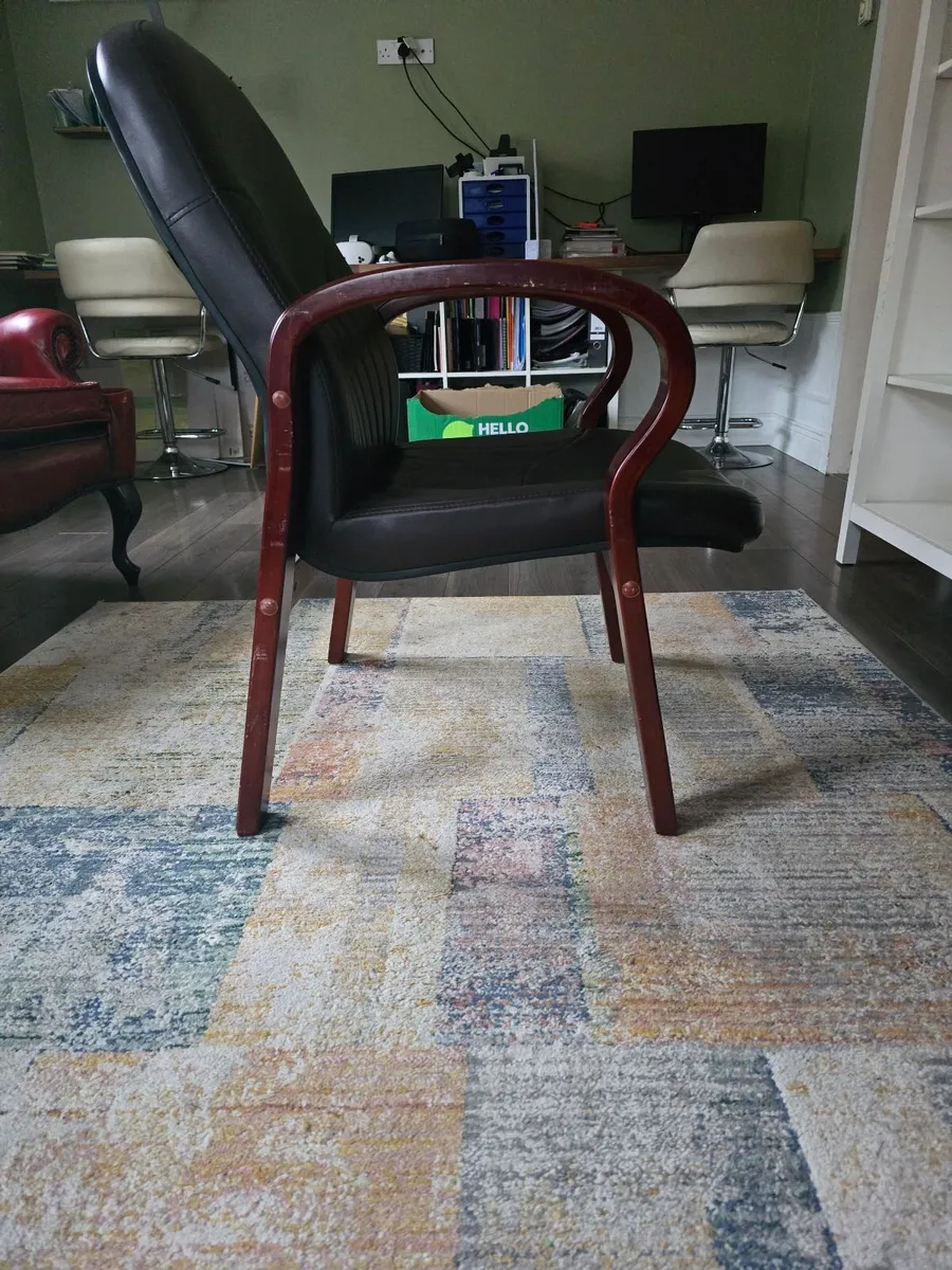 Orthopaedic Chair - Image 2