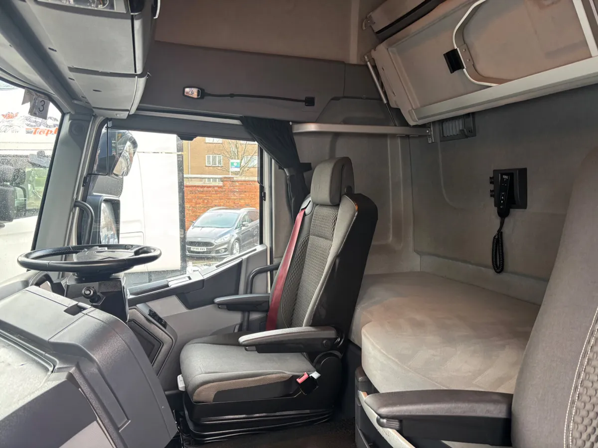 2021 Renault T480 Duble Sleeper 6x2 - Image 2