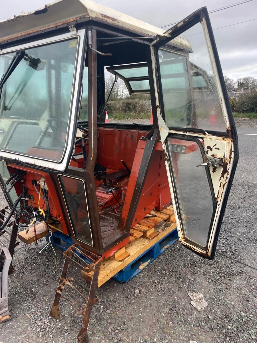 European Fiat 80 series Cab - Image 1