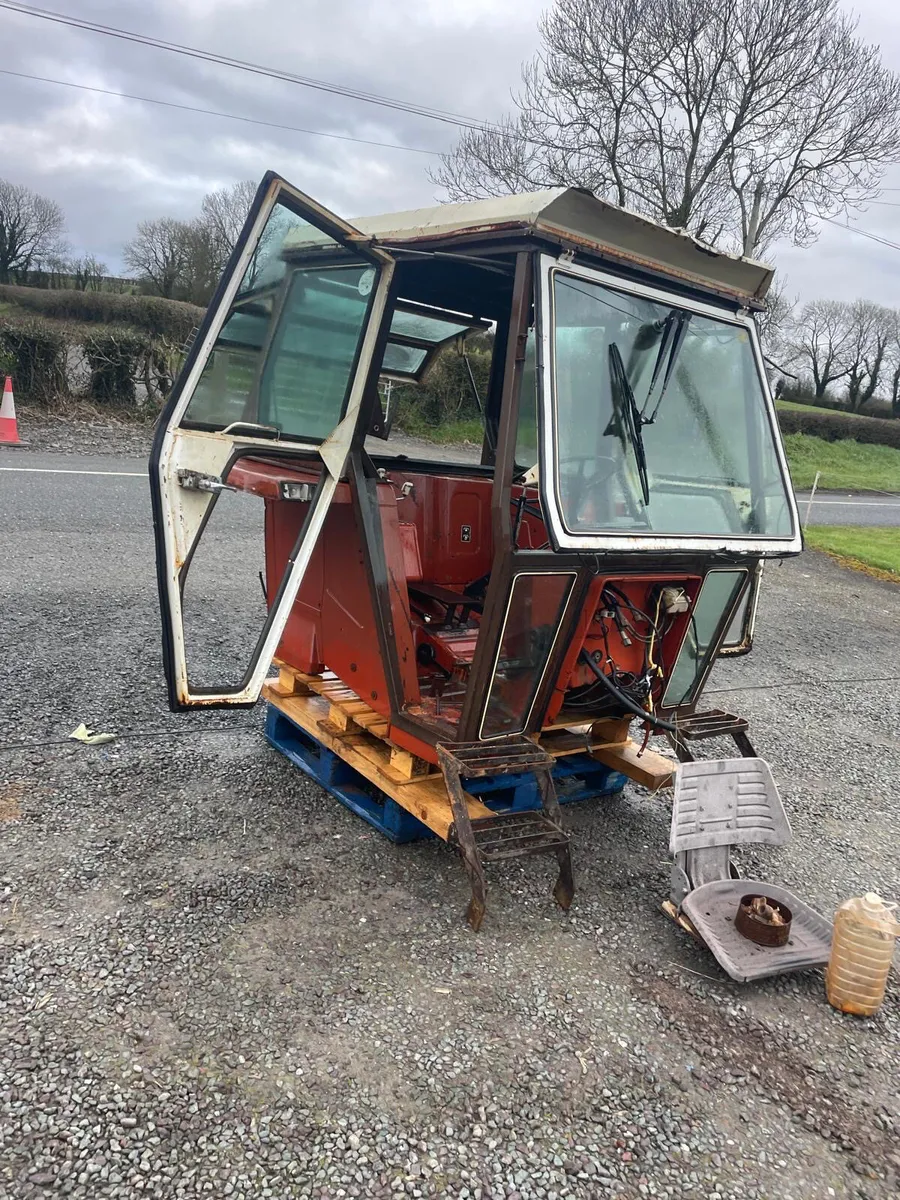 European Fiat 80 series Cab - Image 2